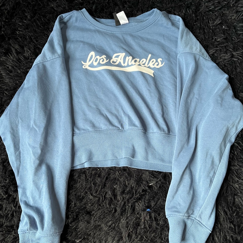 crop top sweater
